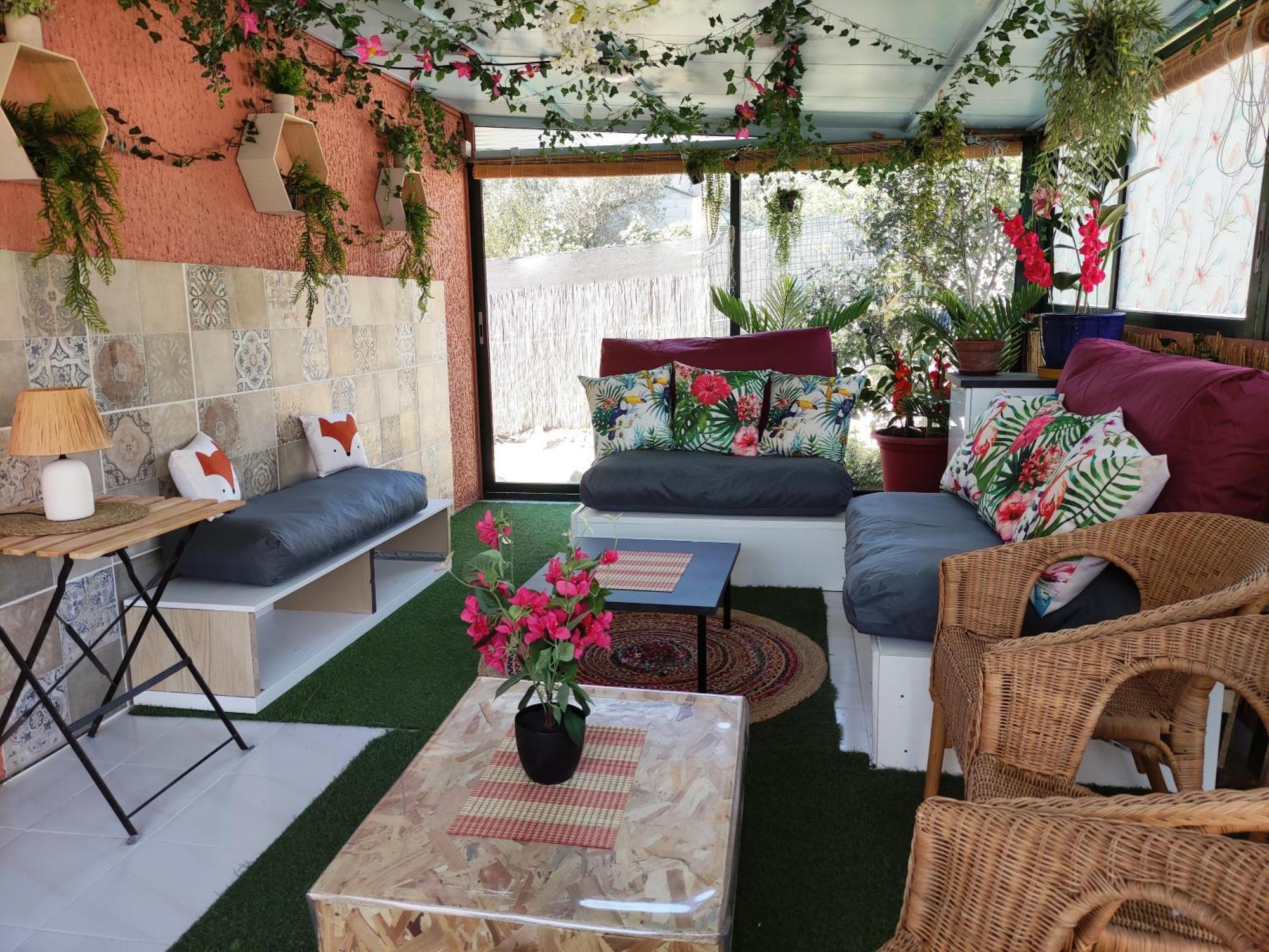 Le Jardin Des Rocailles - Villa 4 Chambres Climatisee Avec Piscine A Deux Pas D'Avignon Вильнёв-ле-Авиньон Экстерьер фото