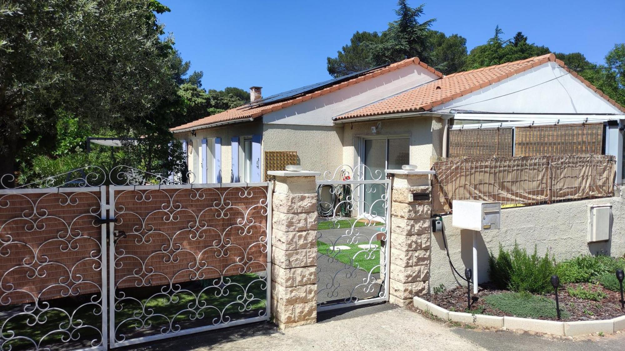 Le Jardin Des Rocailles - Villa 4 Chambres Climatisee Avec Piscine A Deux Pas D'Avignon Вильнёв-ле-Авиньон Экстерьер фото